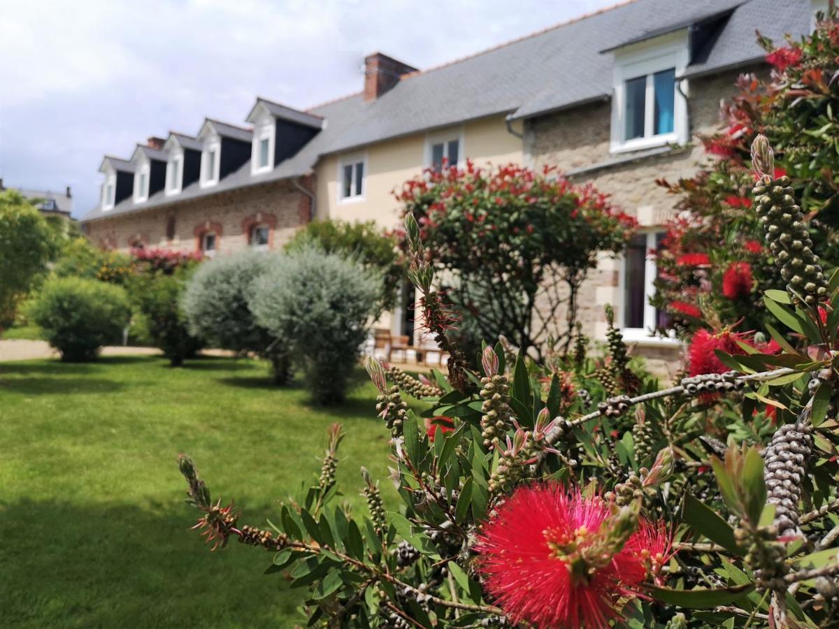 Chambres D'Hotes "Le Clos De La Baie" Paimpol ภายนอก รูปภาพ