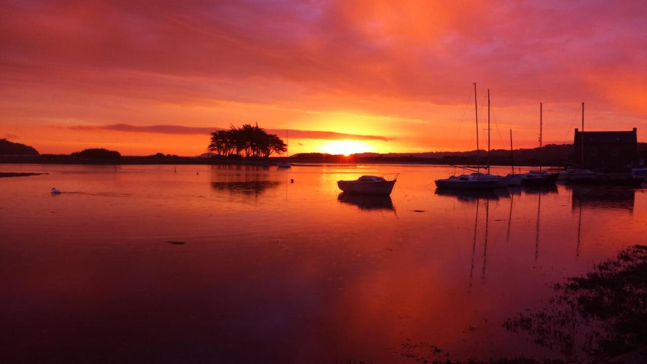 Chambres D'Hotes "Le Clos De La Baie" Paimpol ภายนอก รูปภาพ