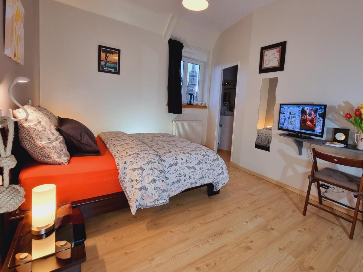 Chambres D'Hotes "Le Clos De La Baie" Paimpol ภายนอก รูปภาพ